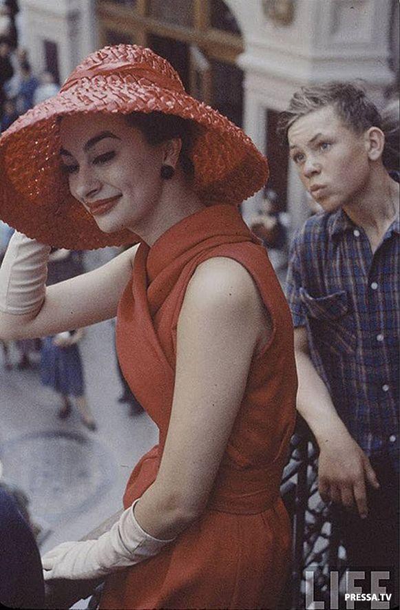    Christian Dior    1959  (21 )