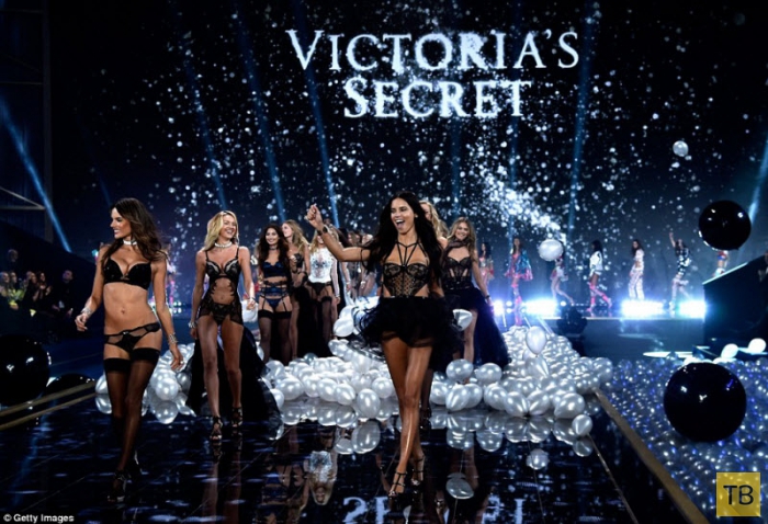 Victoria's Secret Show в Лондоне (77 фото)