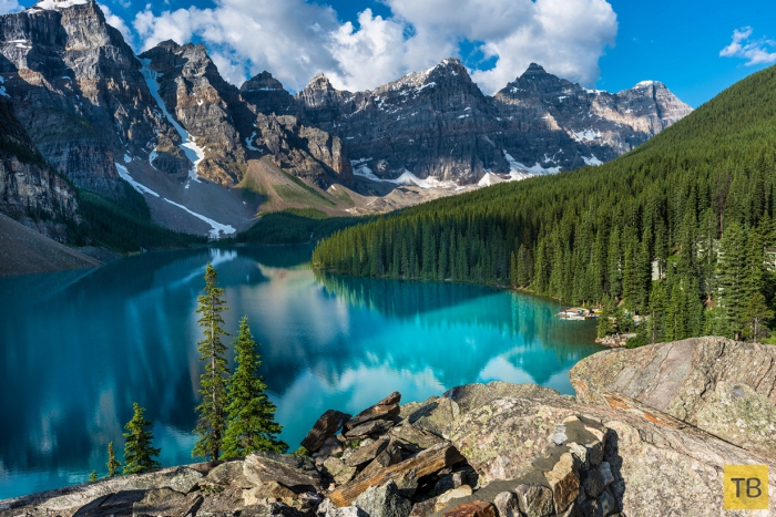 Парк Банф - достопримечательность Канады с необычным озером (12 фото)