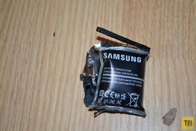 В Канадском студенческом общежитии взорвался Samsung GALAXY Ace 2 (13 фото)