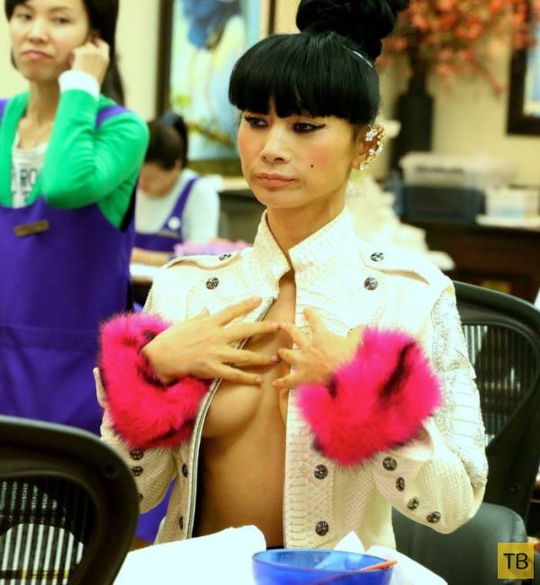 Американская актриса Бай Лин пришла в откровенном наряде в салон красоты (11 фото)