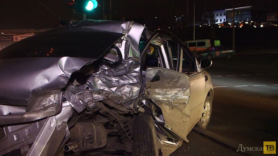 Водитель "BMW" спровоцировал аварию с тремя автомобилями... ДТП на ул. Балковская, г. Одесса