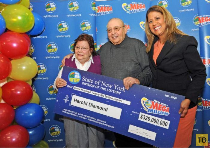 80-летний пенсионер из США Гарольд Даймонд (Harold Diamond) выиграл джек-пот в 326 млн долларов (3 фото)