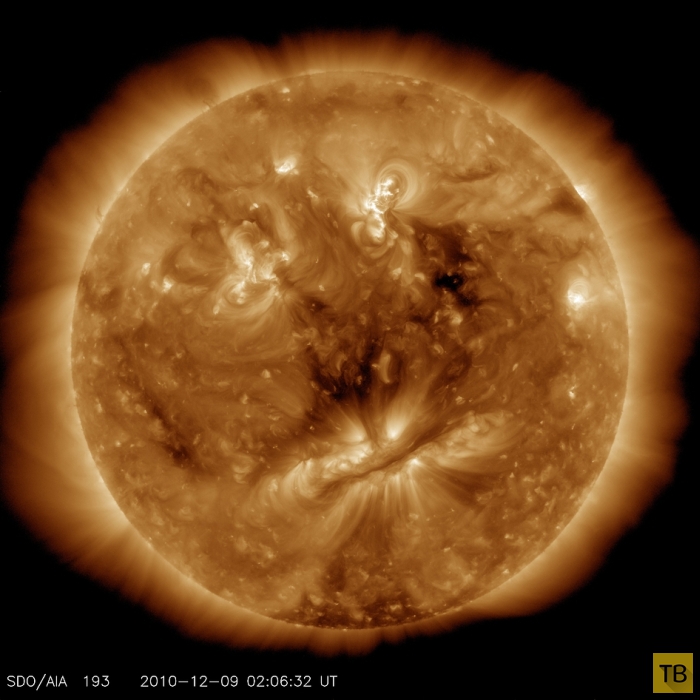 Обсерватория NASA собрала 100 миллионов снимков Солнца (12 фото)
