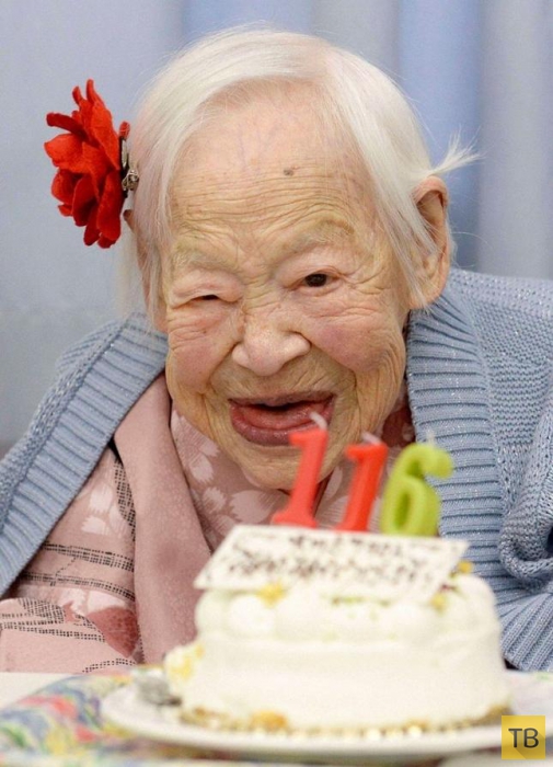 Топ 5: Женщины, которым перевалило за 100 лет (16 фото)