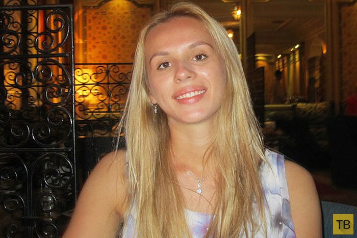 В Москве 24-летняя девушка умерла от упавшего в ванну смартфона iPhone 4 (5 фото)