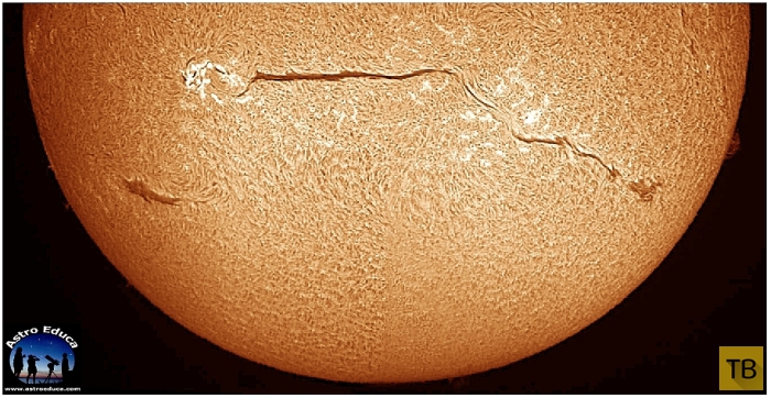 На Солнце образовалась гигантская трещина (3 фото)