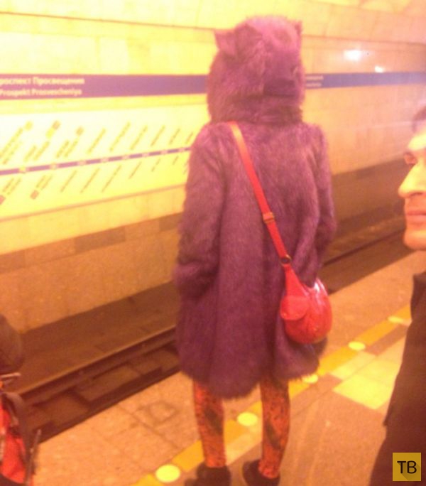 Необычные люди в метро Санкт-Петербурга (42 фото)