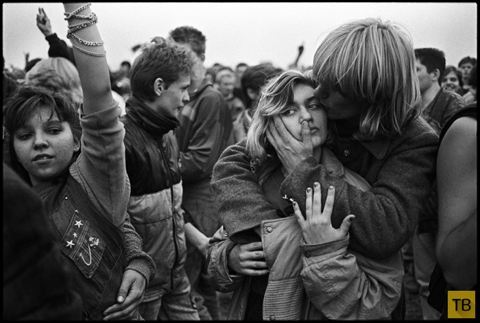Россия 90-х в работах голландского фотографа Лео Эркена (20 фото)