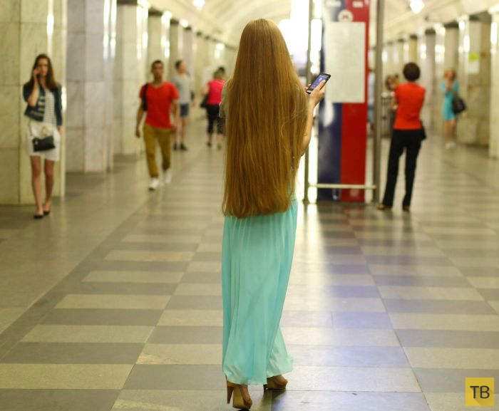Девушки в метро российских городов (40 фото)