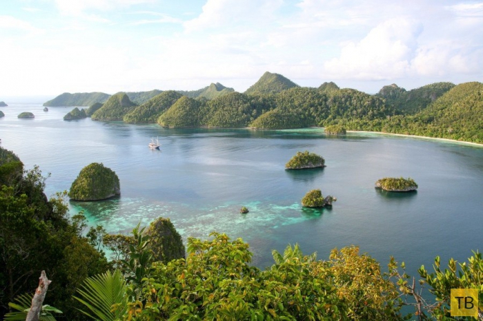 Индонезия - самые красивые и живописные пейзажи (15 фото)