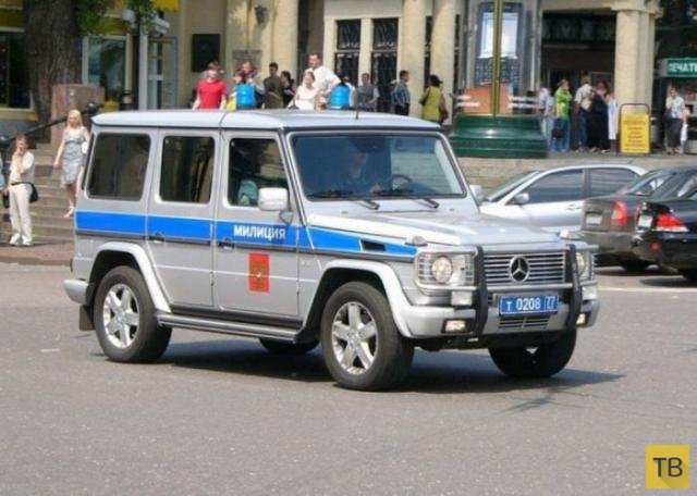 На чем ездят полицейские России (18 фото)