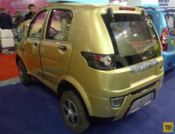 Премьера нового электромобиля Longer Yuelang X1 на международном автошоу Shandong EV Expo в Китае (6 фото)