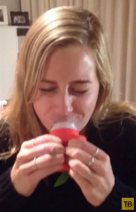 Средство "CandyLipz" - пухлые губы на час, и какую опасность оно несет (12 фото)