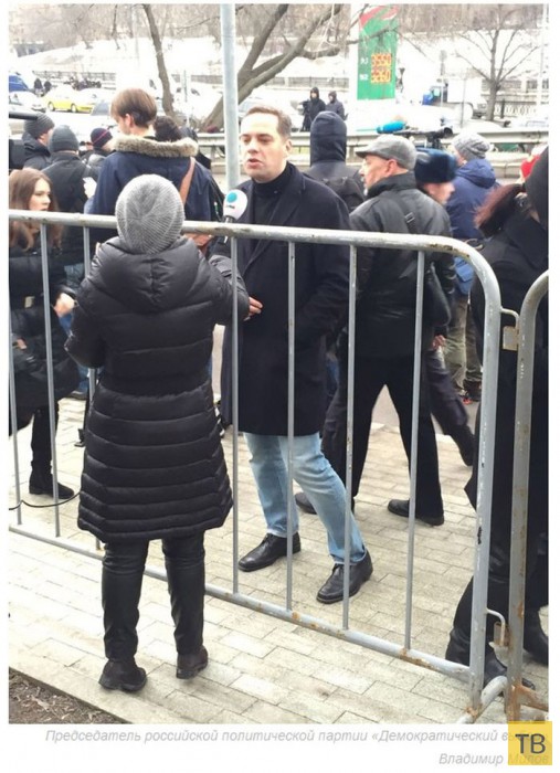 Прощание с Борисом Немцовым в Москве (44 фото)