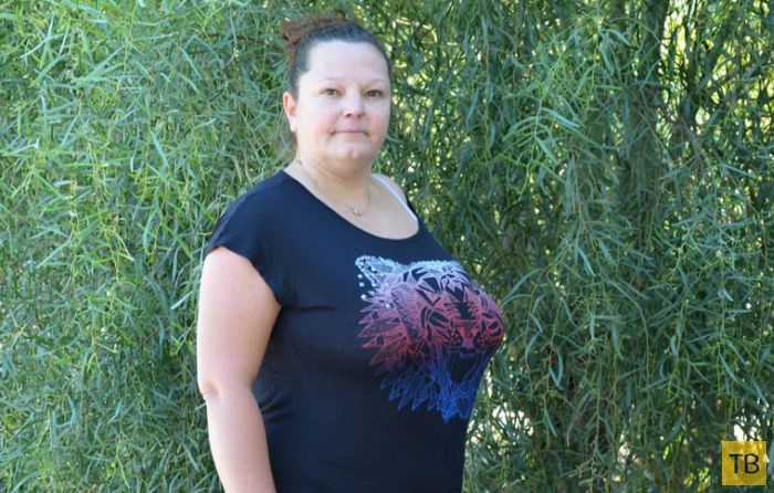 Жительница Австралии стала известной благодаря обнаженной груди на панорамах Google Street View (4 фото)