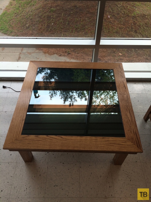Журнальный столик с эффектом бесконечного колодца, построенный американским школьником (20 фото)