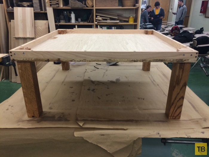 Журнальный столик с эффектом бесконечного колодца, построенный американским школьником (20 фото)