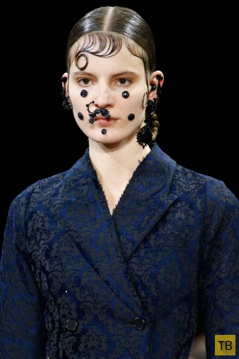 «Модный макияж осень-зима 2016» от креативных дизайнеров Givenchy (9 фото)