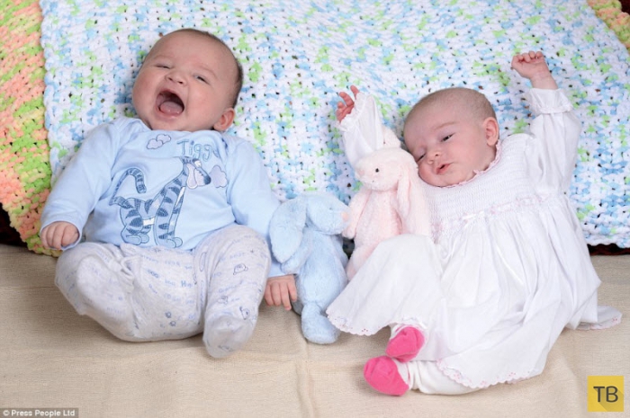 У пары геев из Великобритании скоро появится третий ребенок (10 фото)
