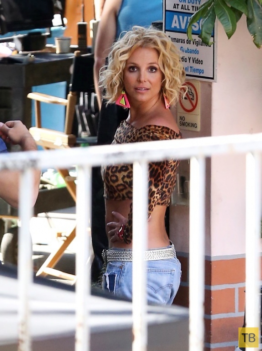 Бритни Спирс на съемках нового клипа с Игги Азалия (15 фото)