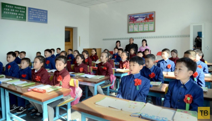 Жизнь детей Северной Кореи (26 фото)