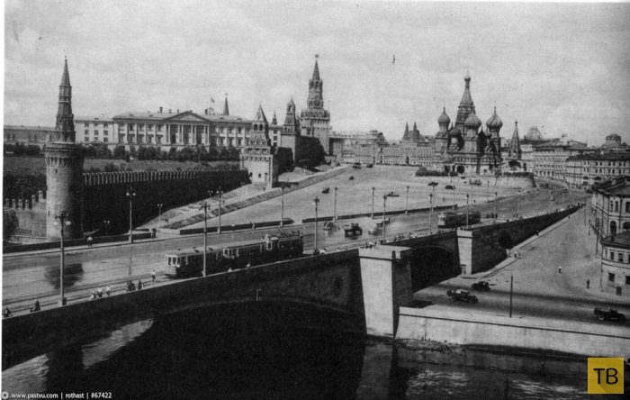 Памятный 45-ый год в Москве (59 фото)