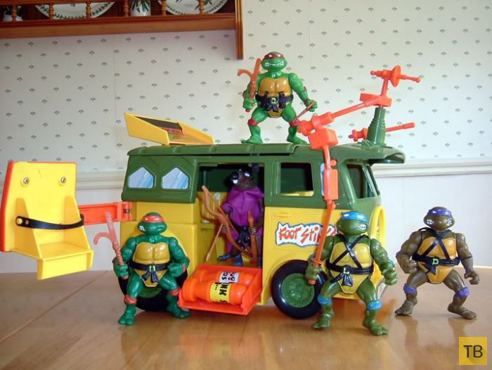 Топ 15: Детские ретро-игрушки, которые сегодня можно дорого продать (16 фото)