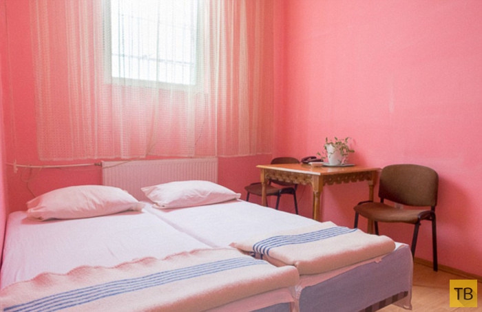 Комнаты для длительных свиданий в румынских тюрьмах (20 фото)