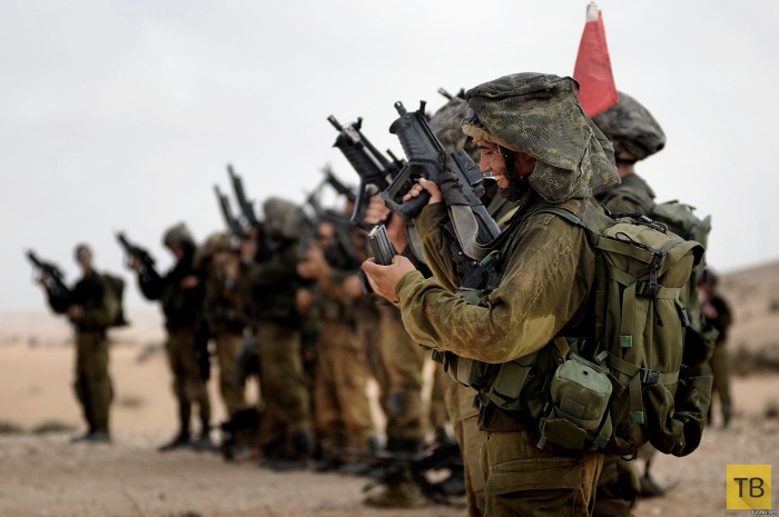 Мицнефет на голове израильских военнослужащих (4 фото)