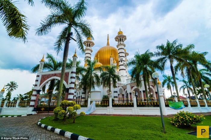Самые красивые и необычные купола мечетей со всего мира (10 фото)