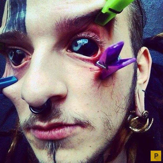 Жесть!!! Татуировки на глазных яблоках (20 фото)