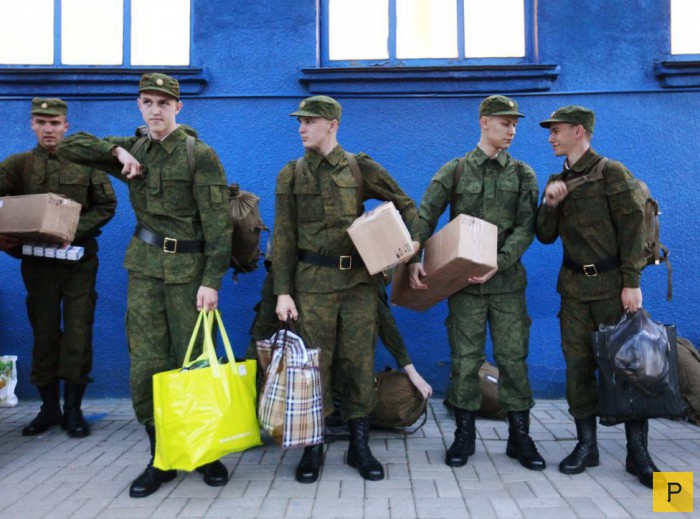 Как проходит призыв в российскую армию (10 фото)