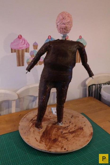 Необычный торт на международной кондитерской выставке в Бирмингеме (11 фото)