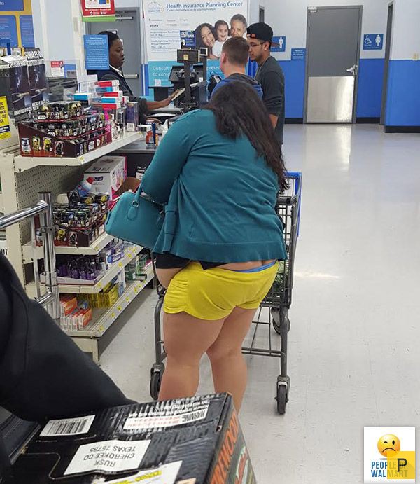       Walmart (32 )
