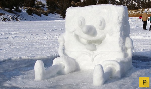 Самые необычные снежные скульптуры (34 фото)