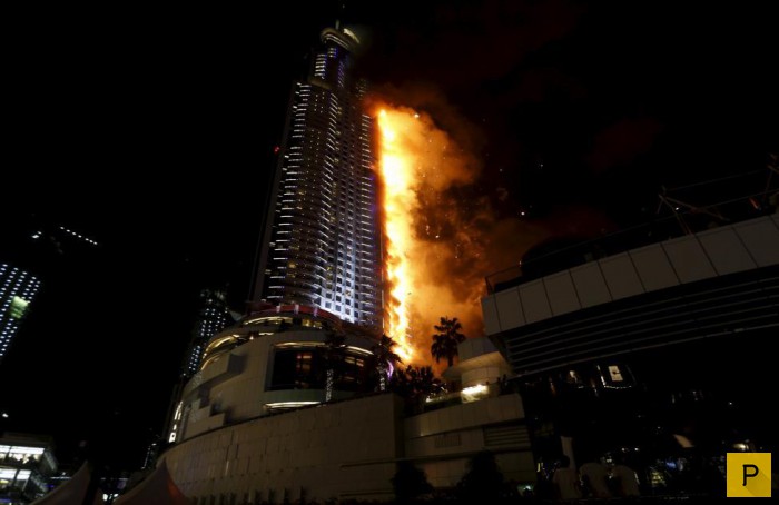 Пожар роскошного отеля-небоскреба в Дубае (7 фото)