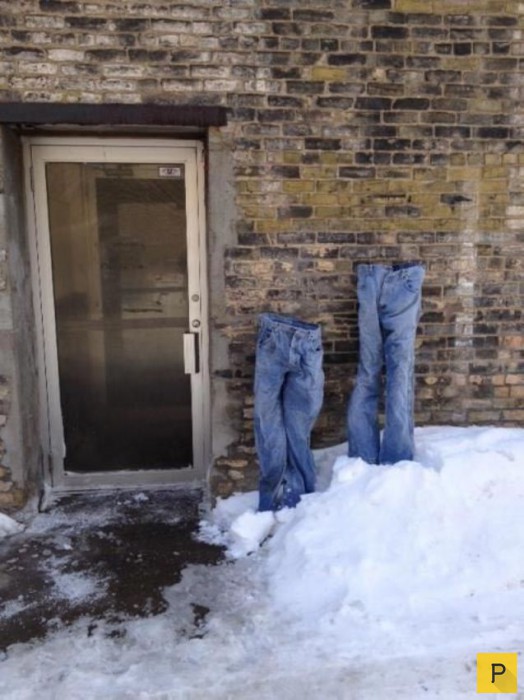 Замерзшие на холоде штаны - американский флешмоб (11 фото)