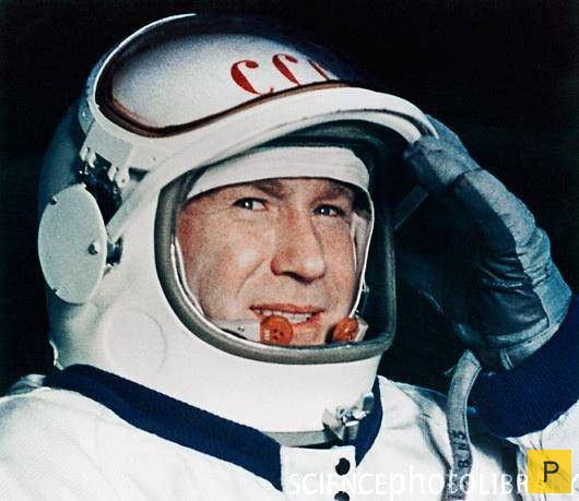 Знаковые события в истории космонавтики (18 фото)