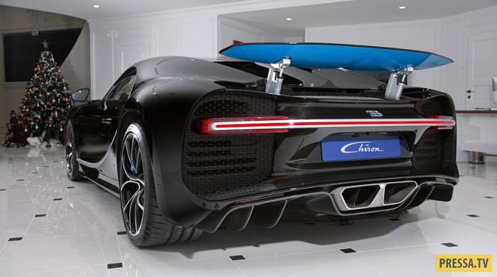    Bugatti Chiron  220 000 000  (3 )