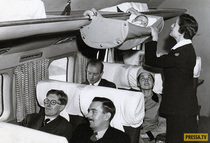 Это интересно! Как перевозили детей в самолётах в 50-е годы (3 фото)