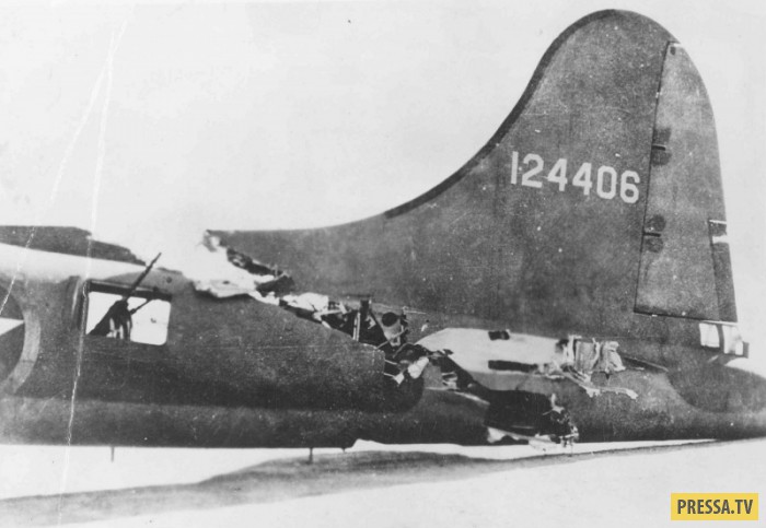  Boeing B-17 "Летающая крепость"  (20 фото) 