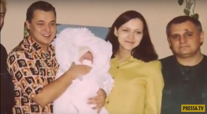 Сергей жуков фото с женой и детьми