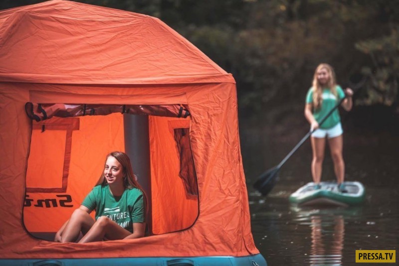 Эта плавающая палатка порадует всех любителей путешествий (7 фото)