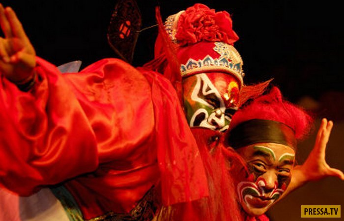 Загадочная и необычная китайская опера (12 фото + видео)