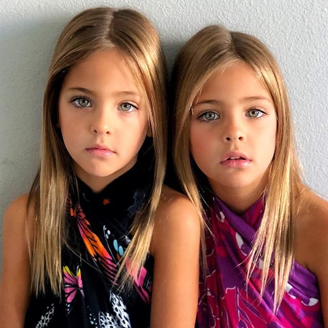 Самые красивые девочки: 7-летние близняшки из США покоряют модельный Олимп (20 фото)