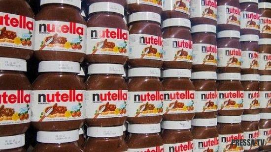 Во Франции скидки на шоколадную пасту Nutella привели к беспорядкам в супермаркетах (4 фото, 1 видео)