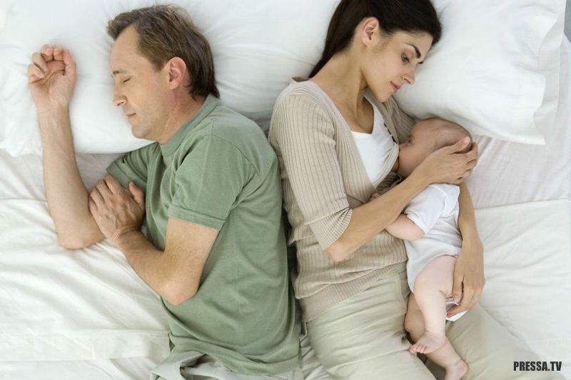 133 младенца ежегодно умирает в Великобритании из-за совместного сна с родителями (3 фото)