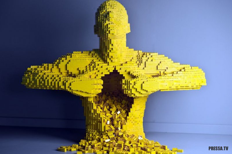 К 60-летию Лего. Самые крупные и необычные сооружения из популярного конструктора (13 фото)