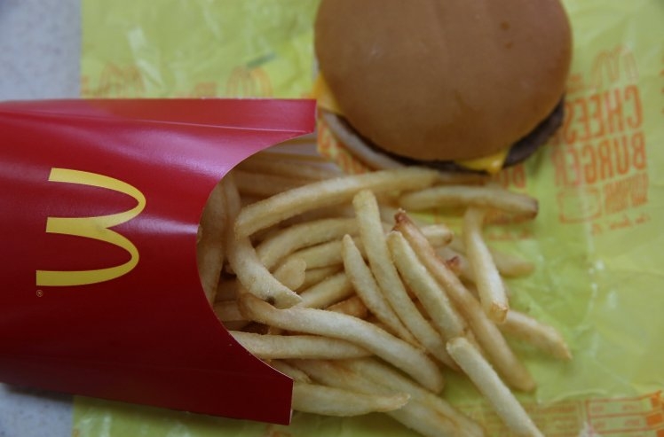 Картофель из McDonald's может помочь  в лечении облысения